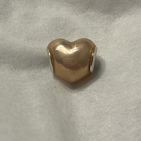 Pandora Glittering Heart with Pink Enamel Charm - Picture 2 of 3